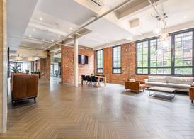 GLOBALSTAY. Dundurn LOFTS. Free parking 3