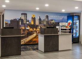 La Quinta by Wyndham Minneapolis-Minnetonka 3