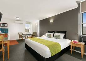 Hobart Waterfront Apartments 3