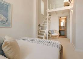 Hydra Hotel 4