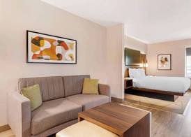 Best Western Plus Riata 5