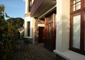 Reading House 2