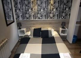 Hostal MH Fuencarral 5