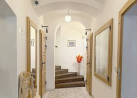 Hotel At the Golden Scissors 2