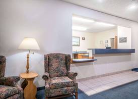 Super 8 by Wyndham Neillsville WI 2