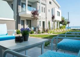 Costa Domus Blue Luxury Apartments 4