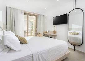 NŪSA suites & villas 3