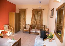 Almyros Studios & Apartments 4