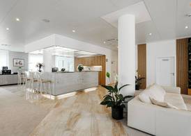 Hotel Silenzio 3