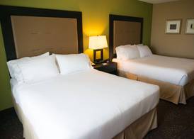 Holiday Inn Express & Suites NORTHWOOD by IHG 3