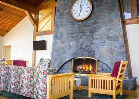 Econo Lodge Inn & Suites Colonie Center Mall 2