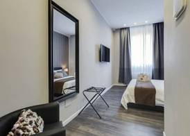 Hanky Suite 4
