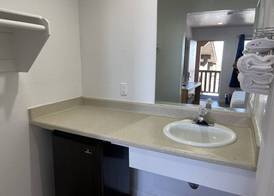 Palms Inn & Suites 5