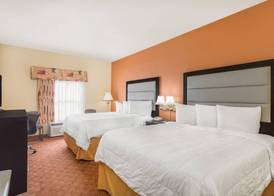 Baymont by Wyndham Fayetteville 5