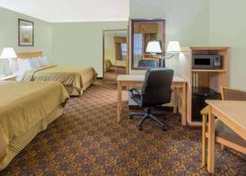 Days Inn by Wyndham Black Bear 2