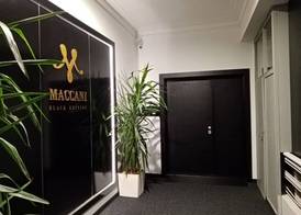 Maccani Black Luxury Suites 2