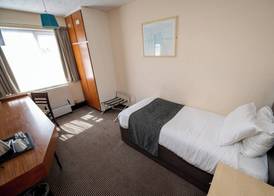 Wellow Hotel 5