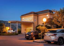 Hotel Dobrovit 2