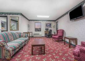 Days Inn by Wyndham Royston 2