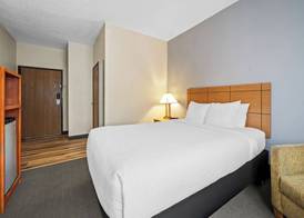 Quality Inn Dubuque on Hwy 20 5