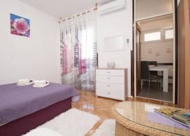 Studio apartment Tina 5