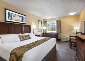Travelodge by Wyndham San Francisco Bay 4