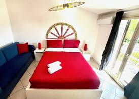 New Naxian Holidays 4