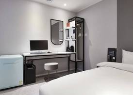JUST SLEEP HOTEL 4