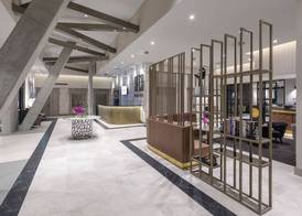 Deco Hotel Canberra 2