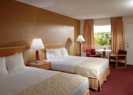 Whispering Hills Inn 5