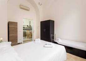 Sanniti's Apartments 4