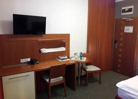 Hotel KATERAIN 5