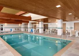 Country Inn & Suites Rochester South 4