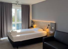 Hotel Good Night 2