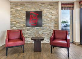 Red Roof Inn Staunton 5
