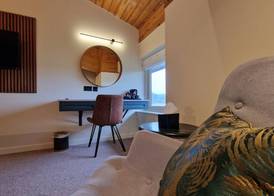 The Dorset Resort 5
