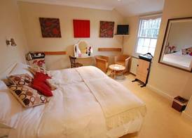 Falcon Inn 3