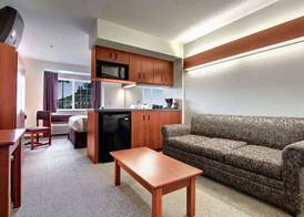 Microtel Inn & Suites by Wyndham Bridgeport 4