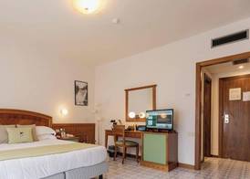HOTIDAY Room Collection - Sorrento 4