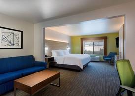 Holiday Inn Express & Suites LEWISBURG by IHG 3