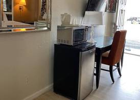 Budget INN At The Heavenly Gondola 5