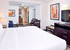 Holiday Inn Express & Suites GREENFIELD by IHG 5