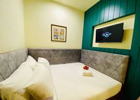 Bishop Hotel 4