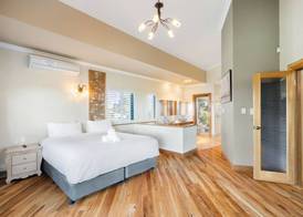 Bay Village Dunsborough 3