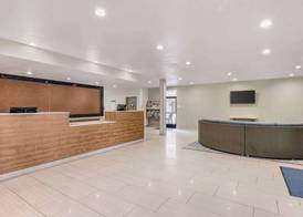 Best Western Carlsbad by the Sea 2