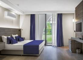 Side Square Hotel Adults Only 5