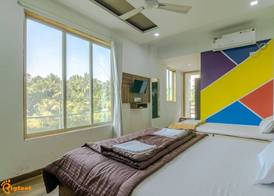 White House Beach Resort, Nagaon 4