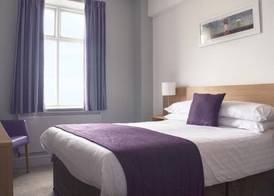 The Caledonian Claymore Hotel 3