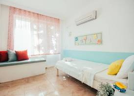 Kuytu Bed & Breakfast 5