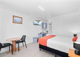 Econo Lodge Waterford 2